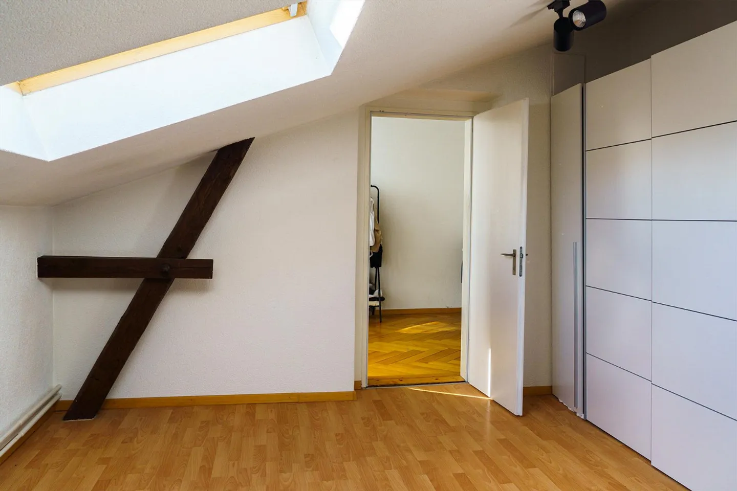 Penthouse spacieux avec vue sur la ville - Photo 6 sur 12
