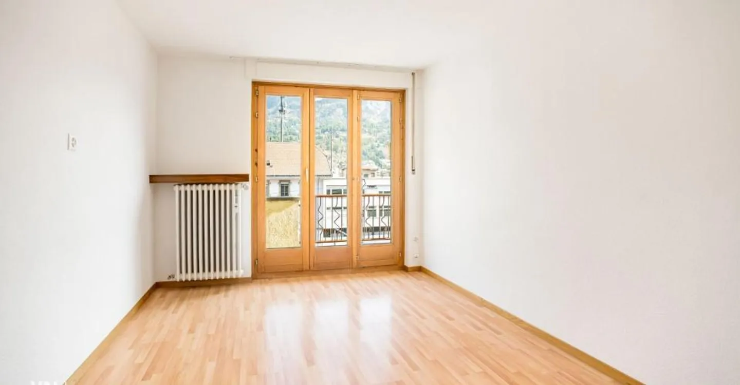 Appartement 6.5 pièces directement à la gare de Brig! - Photo 6 sur 13