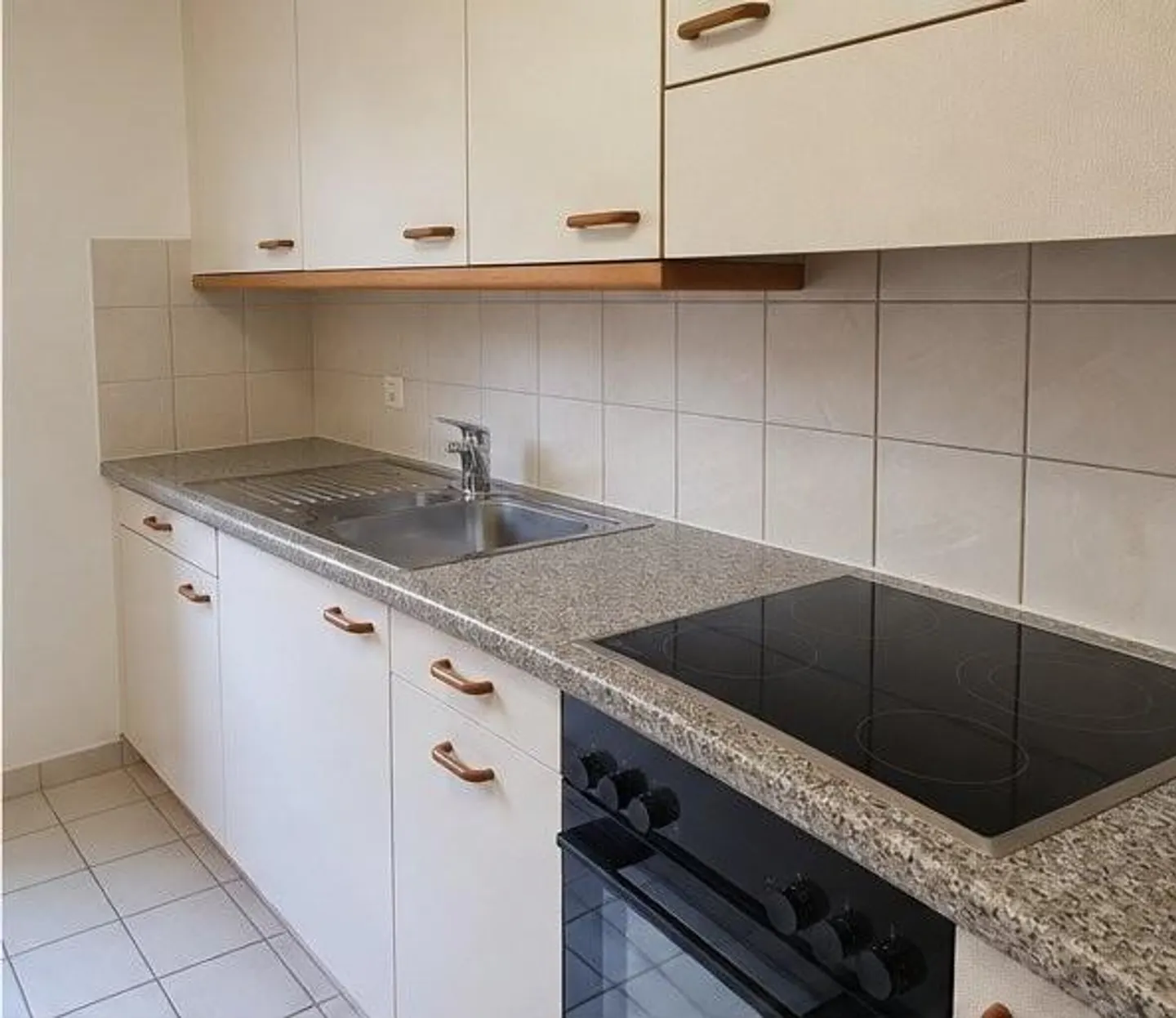 Appartamento 2.5 camere vicino alla città - Foto 2 di 5