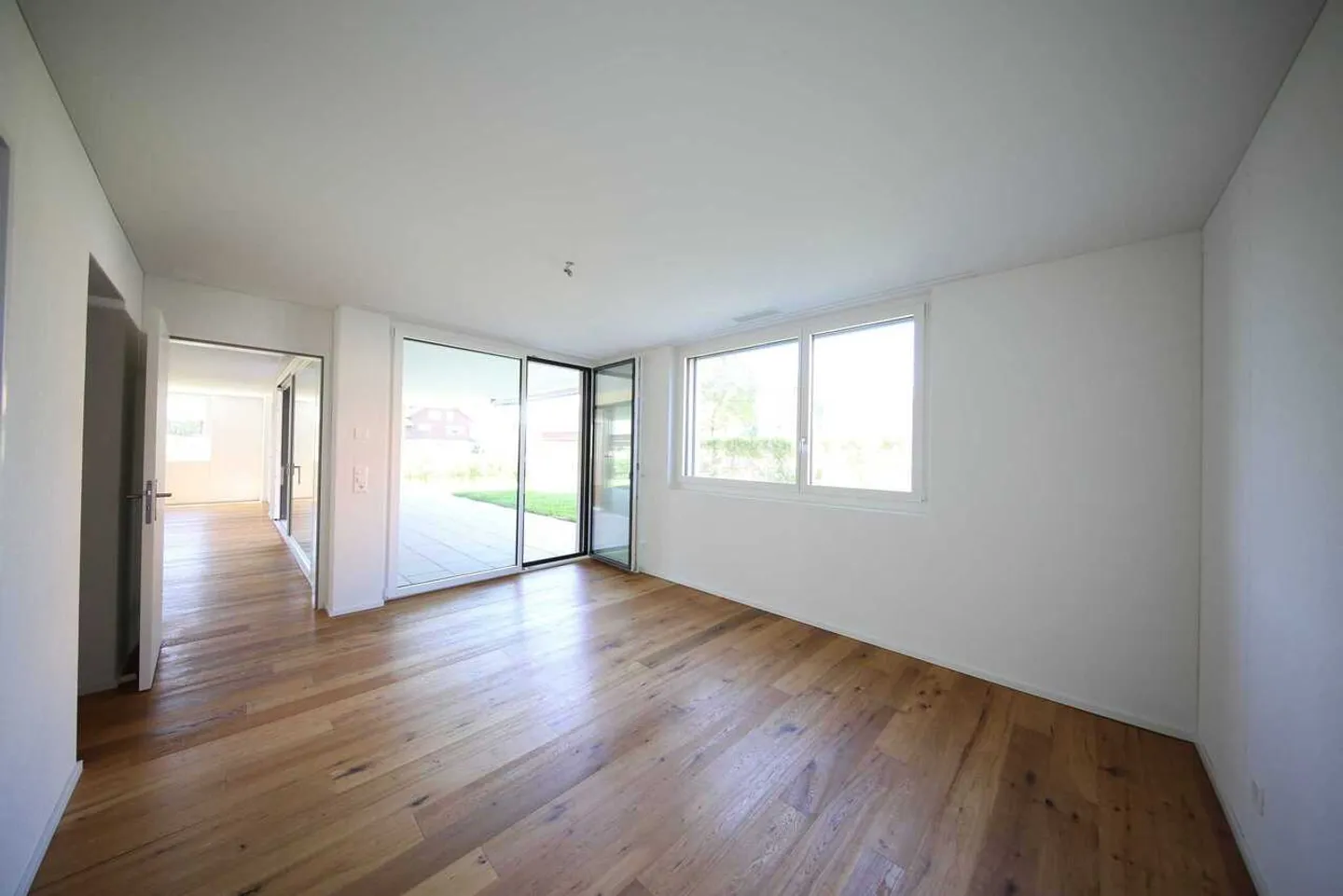 Appartamento giardino sostenibile di 4,5 stanze con comfort moderno - Foto 11 di 13