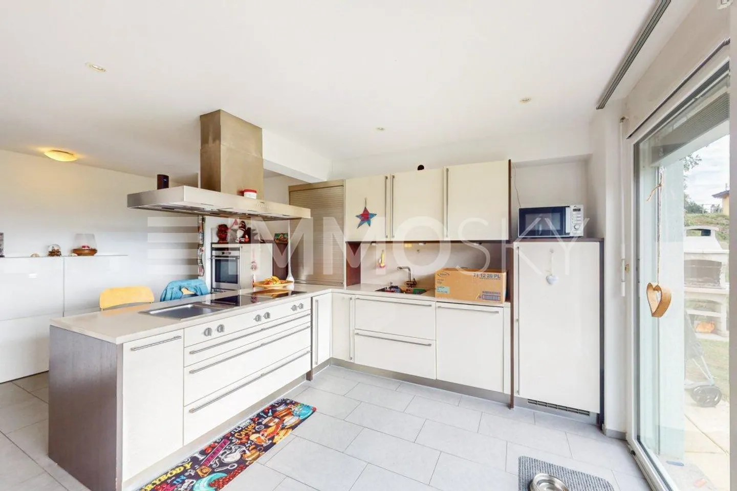 Wunderschönes Haus mit Panoramaterrasse, Terrassen und privatem Garten - Foto 1 von 5