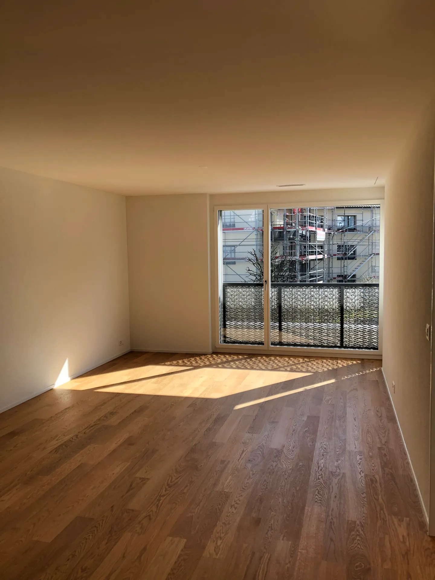 Moderno appartamento di 2,5 stanze in affitto nel quartiere Würzenbach - Foto 3 di 5