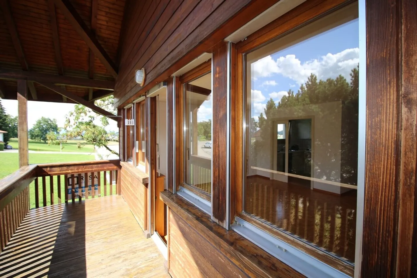 Appartement Charmant avec Vue Jardin - Photo 1 sur 13