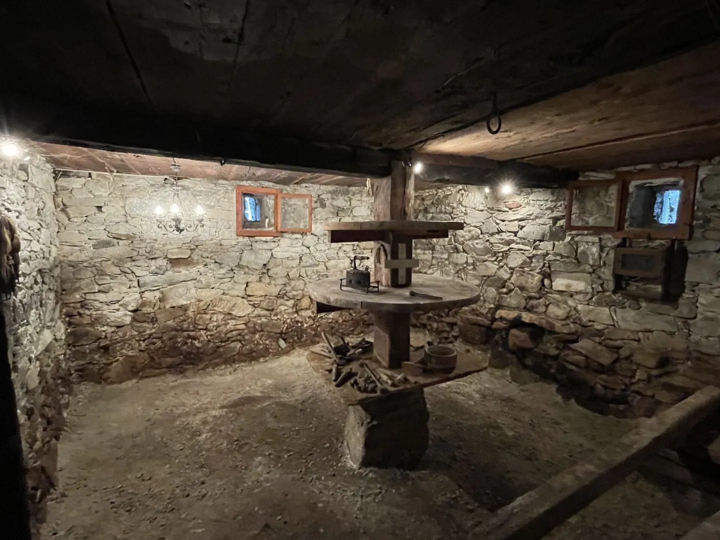Historical Patrician House in Turtmann - First Mention in 1575 - Photo 28 of 38