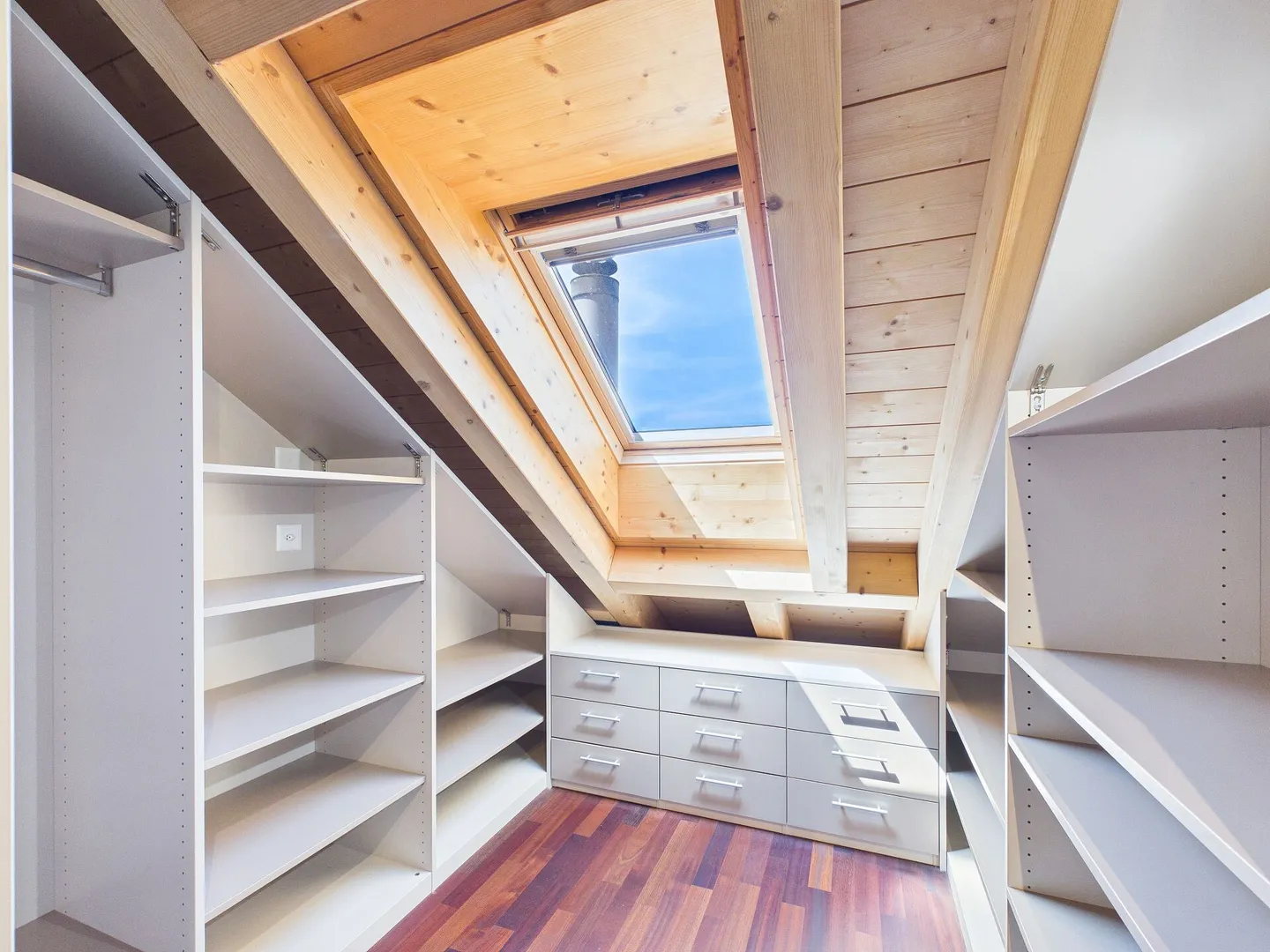 Vie ouverte avec beaucoup d'espace et vue dégagée - Photo 5 sur 12