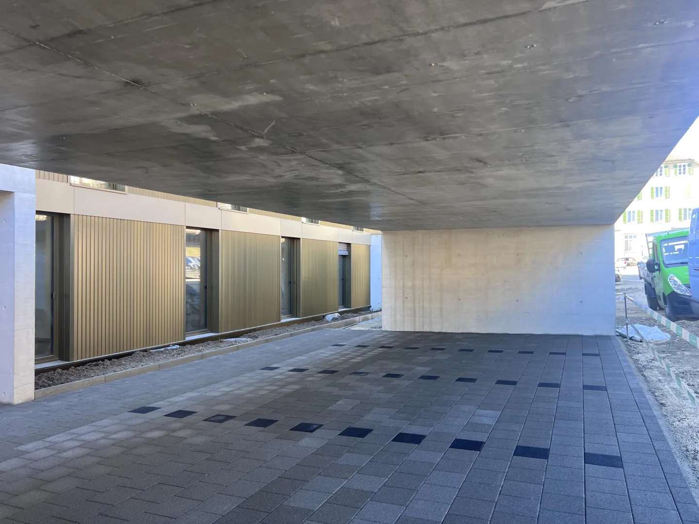 Apartment for rent with 3.5 rooms in a newly built building - Photo 10 of 13