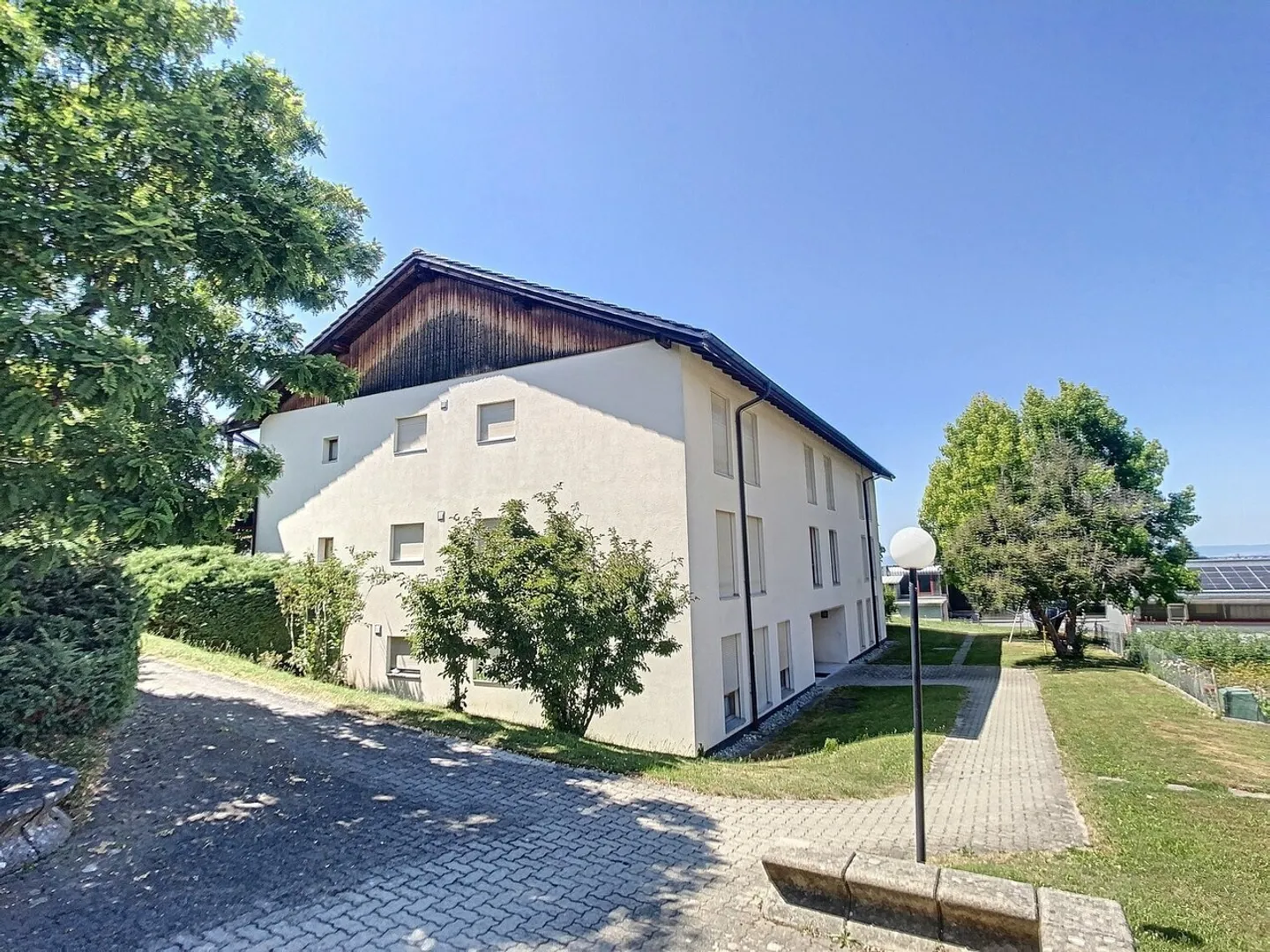 Appartement Charmant avec Vue Jardin - Photo 13 sur 13