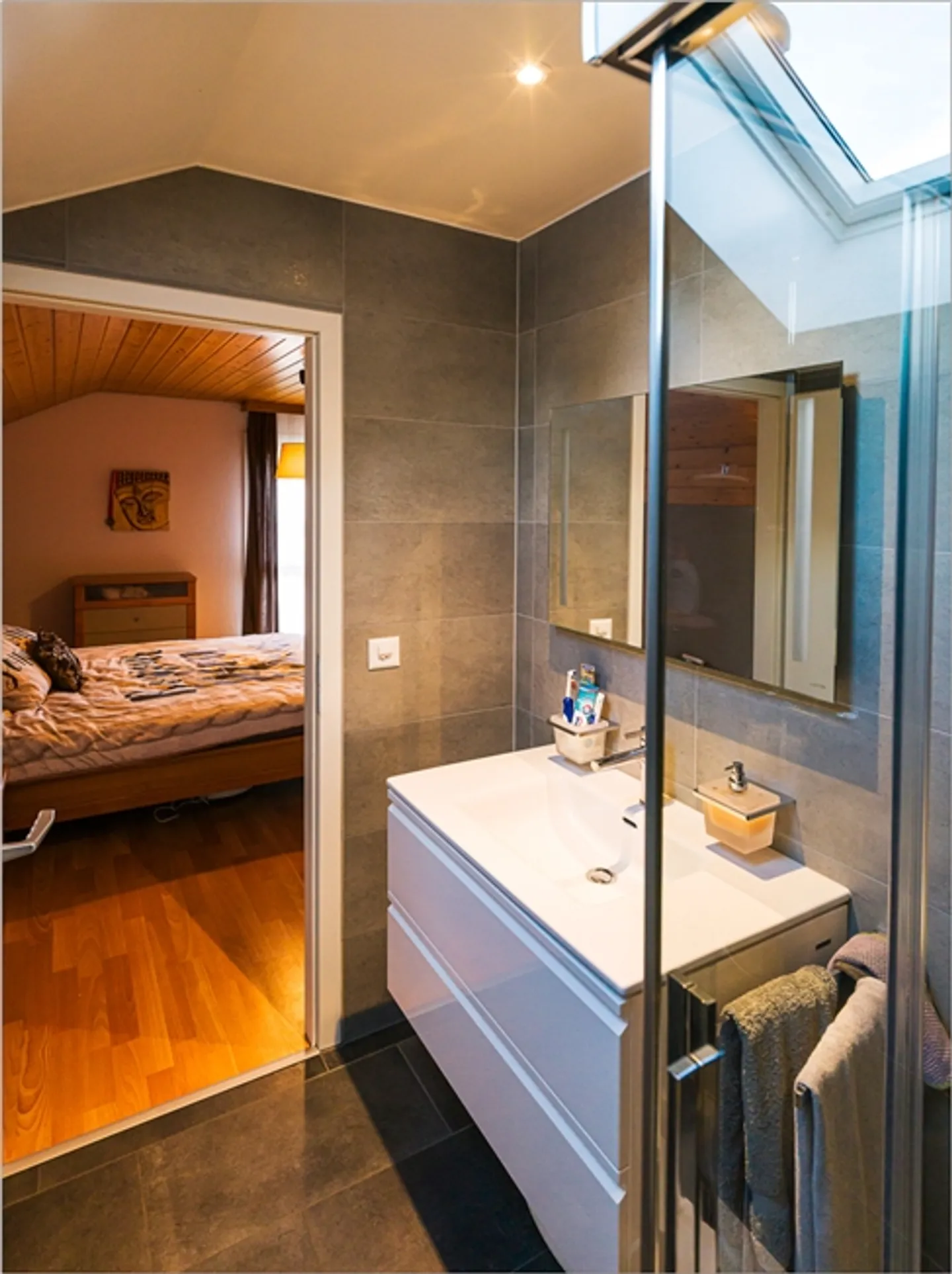 IN VENDITA BELLISSIMA CASA SEMI-INDIPENDENTE SEPARATA DA GARAGE - Foto 15 di 20