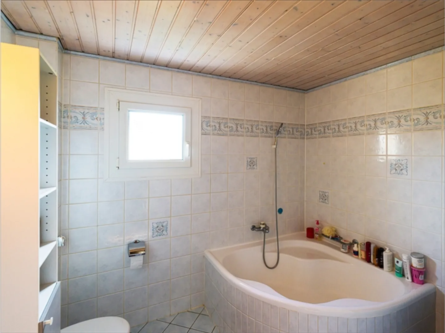 IN VENDITA BELLISSIMA CASA SEMI-INDIPENDENTE SEPARATA DA GARAGE - Foto 16 di 20