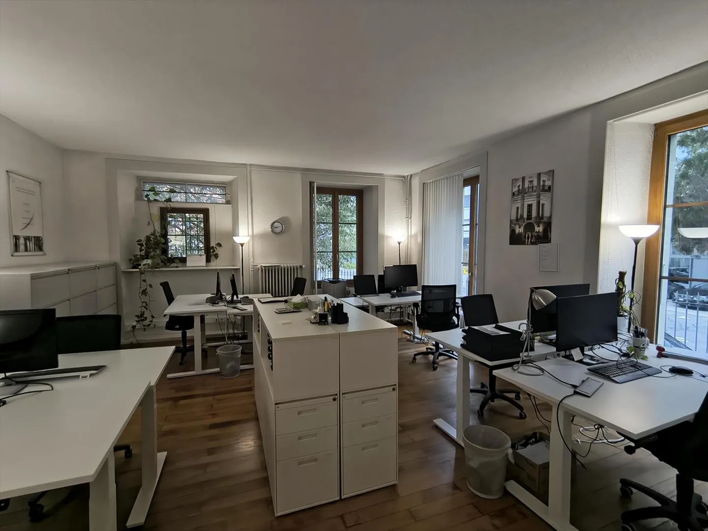 Office space for rent - Photo 2 of 5