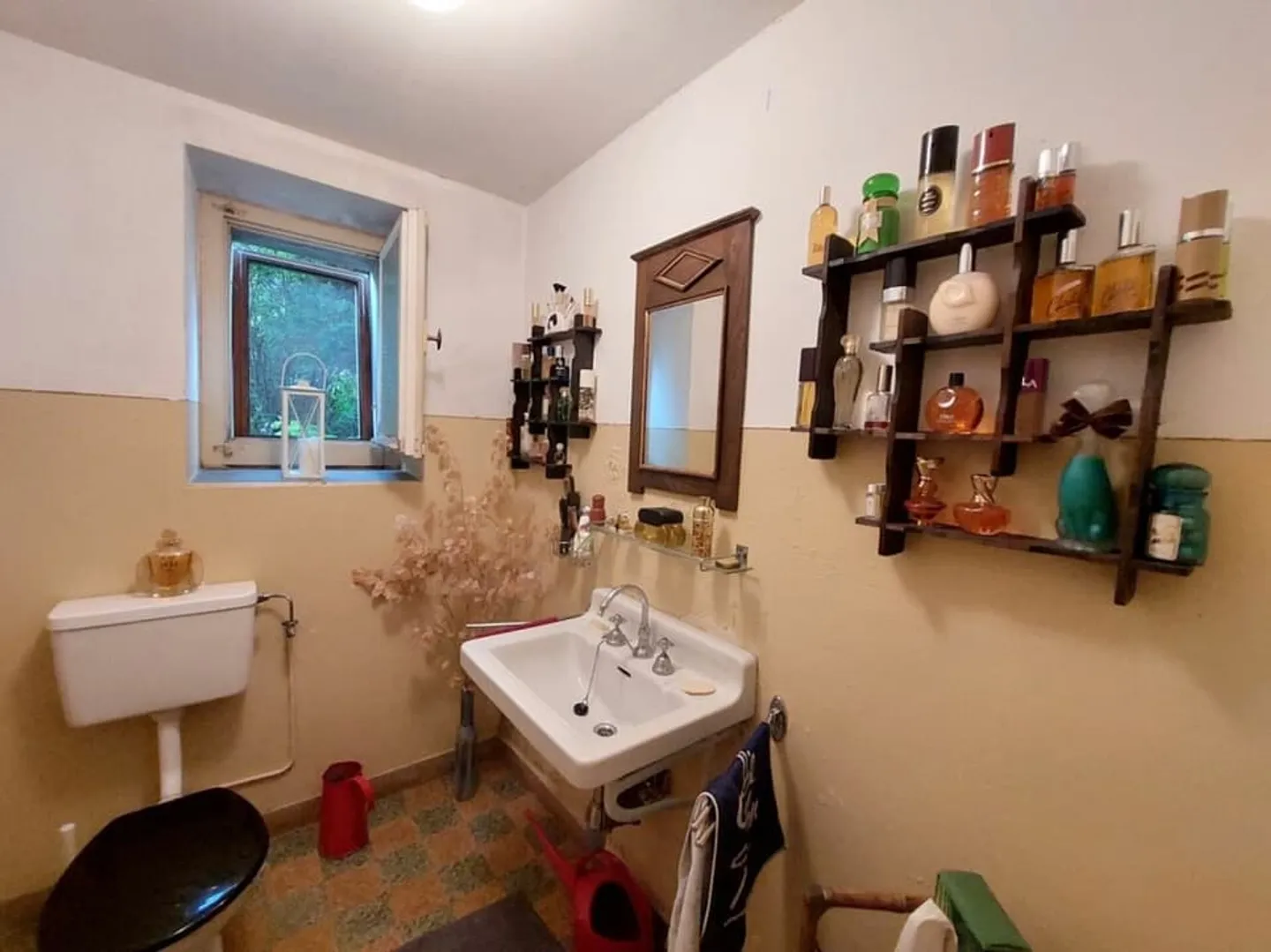 Charming farmhouse with a view of the lake and the Alps, on a plot of 2,867 m² - Photo 13 of 13