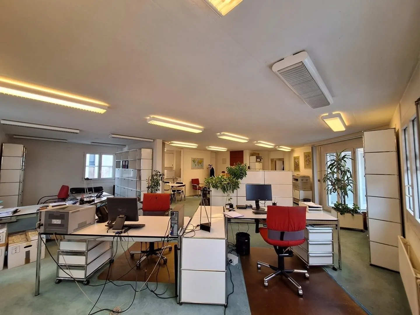 Office space for rent - Photo 4 of 10