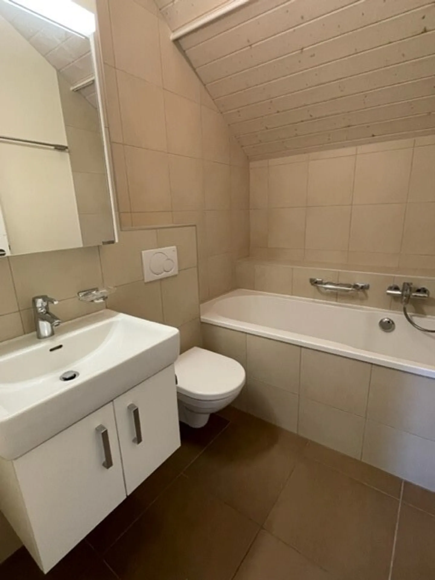 Charmant Attique à Aubonne - Photo 9 sur 11