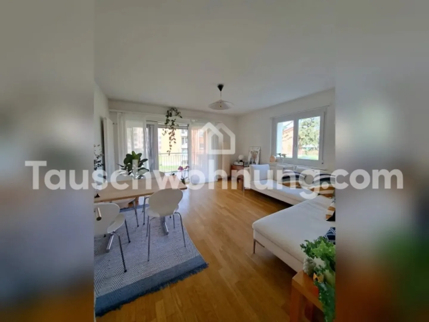 Appartamento in cambio: luminoso appartamento di 3,5 locali ristrutturato con balcone di 20 m² - Foto 1 di 7