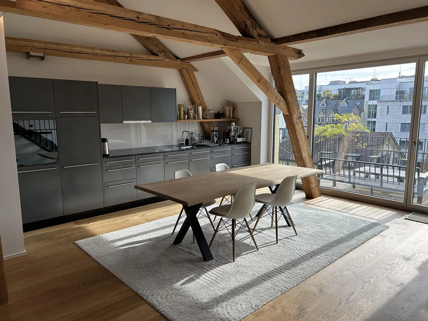 Appartement en Maisonette Exclusif – 210 m², 6.5 Pièces - Photo 4 sur 13