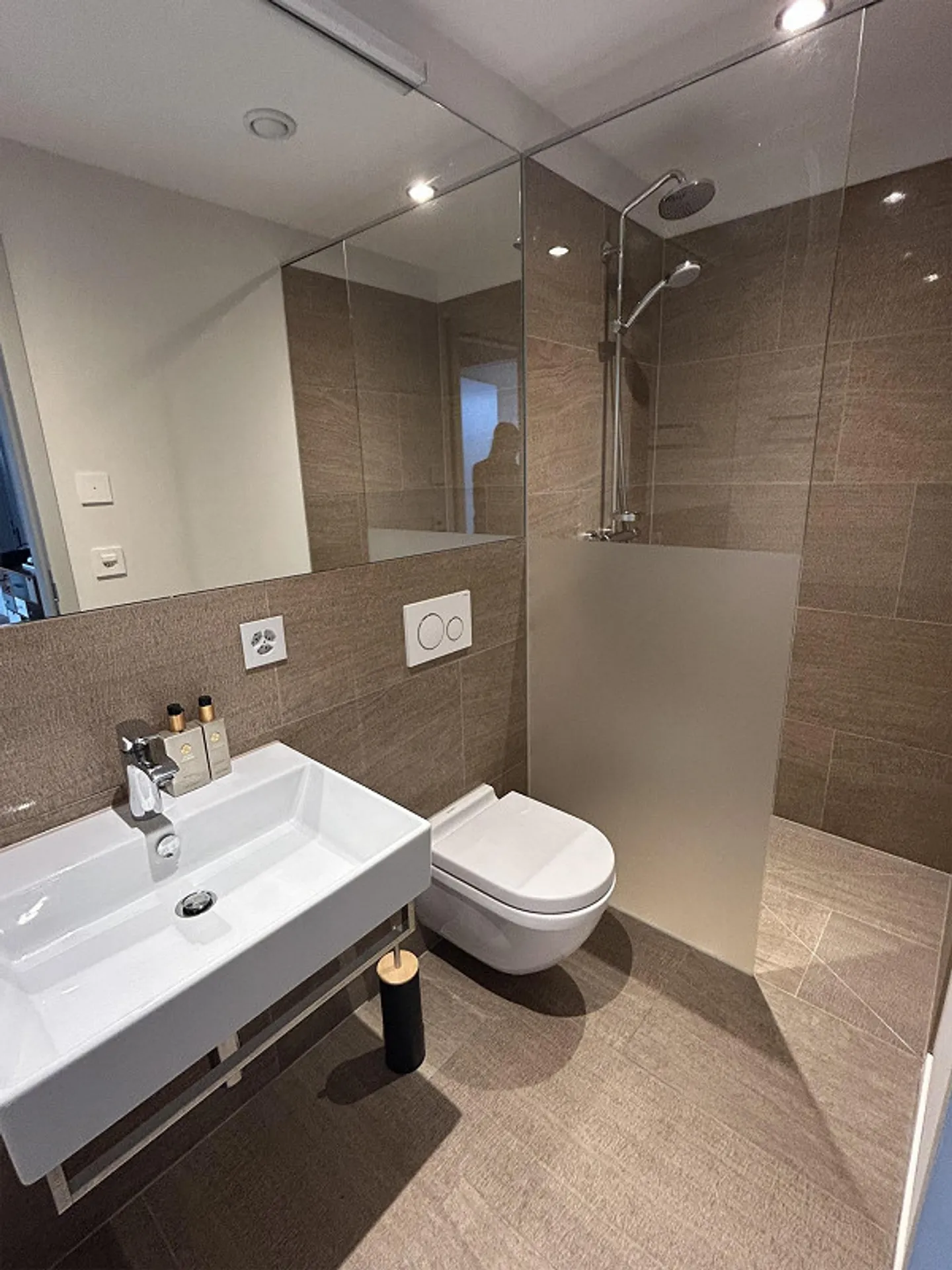 Appartement en Maisonette Exclusif – 210 m², 6.5 Pièces - Photo 5 sur 13