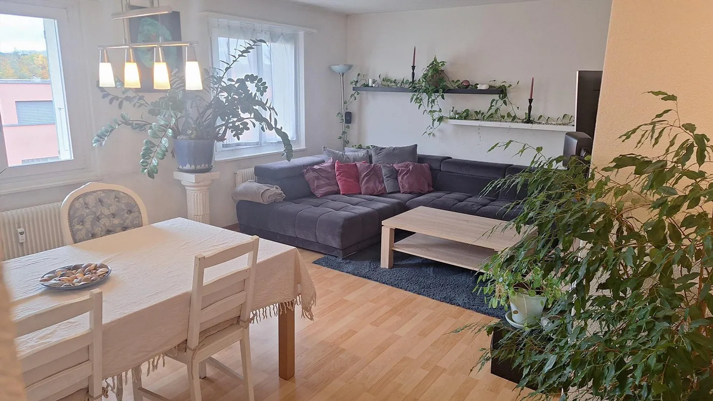 Appartement spacieux de 4,5 pièces au cœur de Heimberg - Photo 6 sur 8