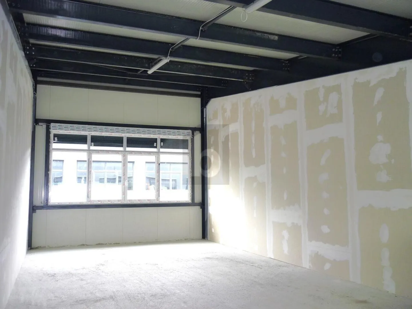 Mischgenutztes Gebäude mieten - Foto 5 von 6