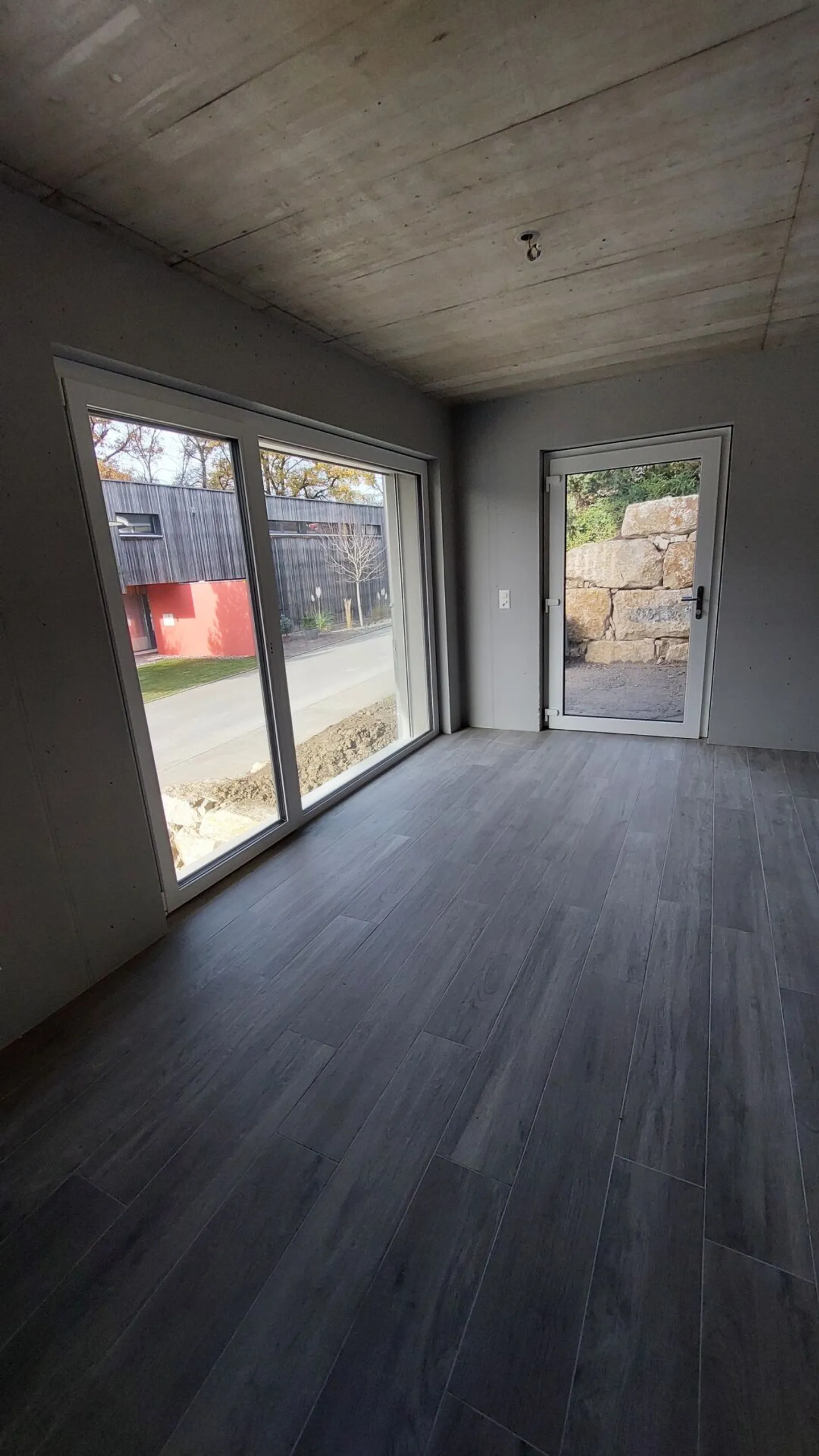 Espace Commercial Moderne à Châtel-St-Denis - Photo 2 sur 11