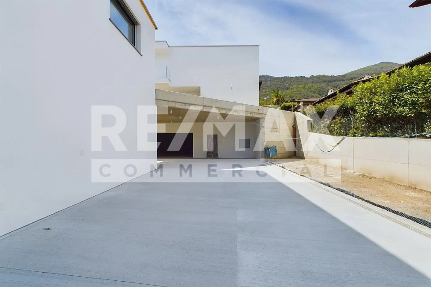 New Yield Property in Strategic Location - Photo 5 of 13