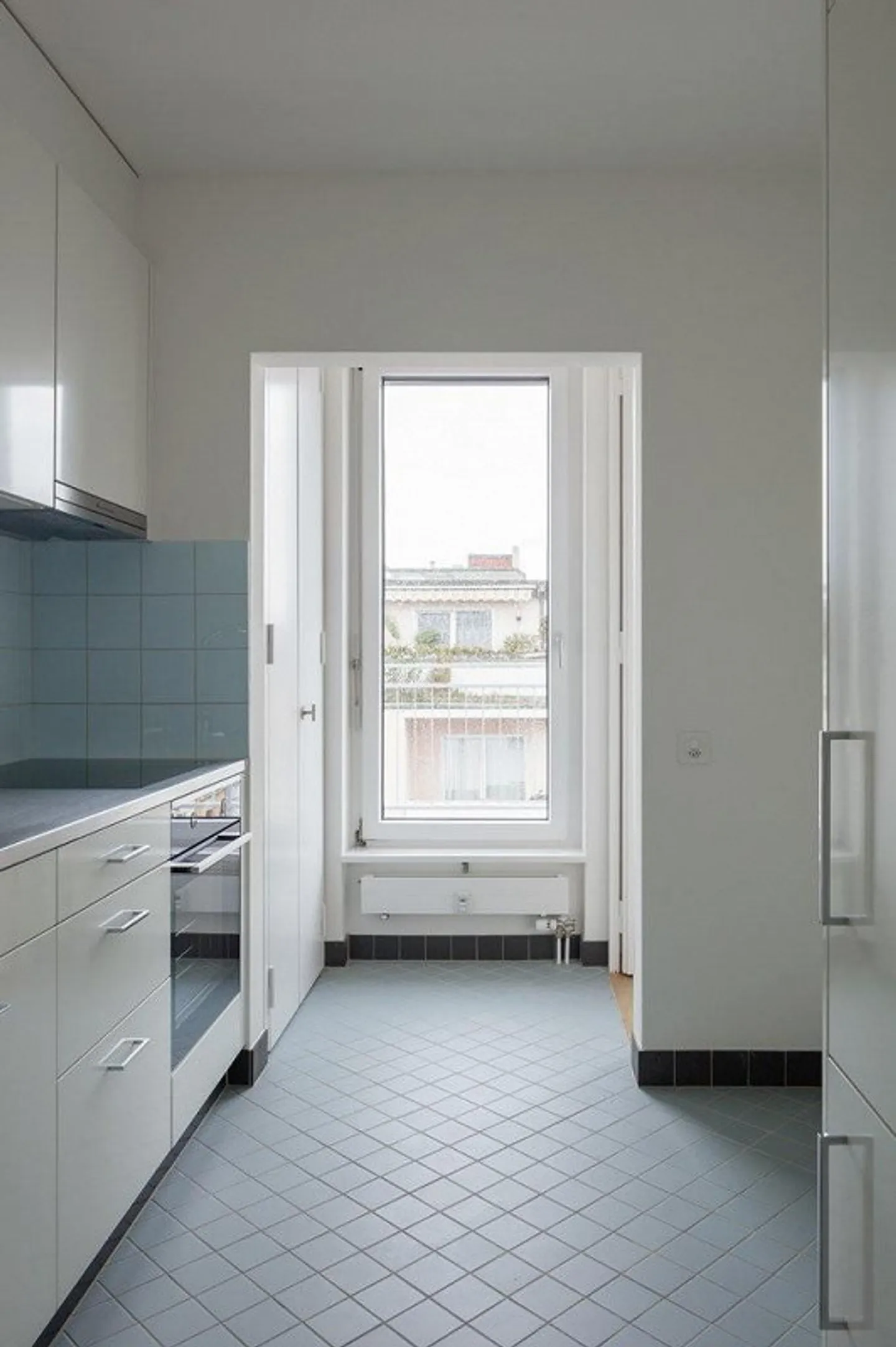 Renovated apartment in a vibrant city district - Photo 3 of 6