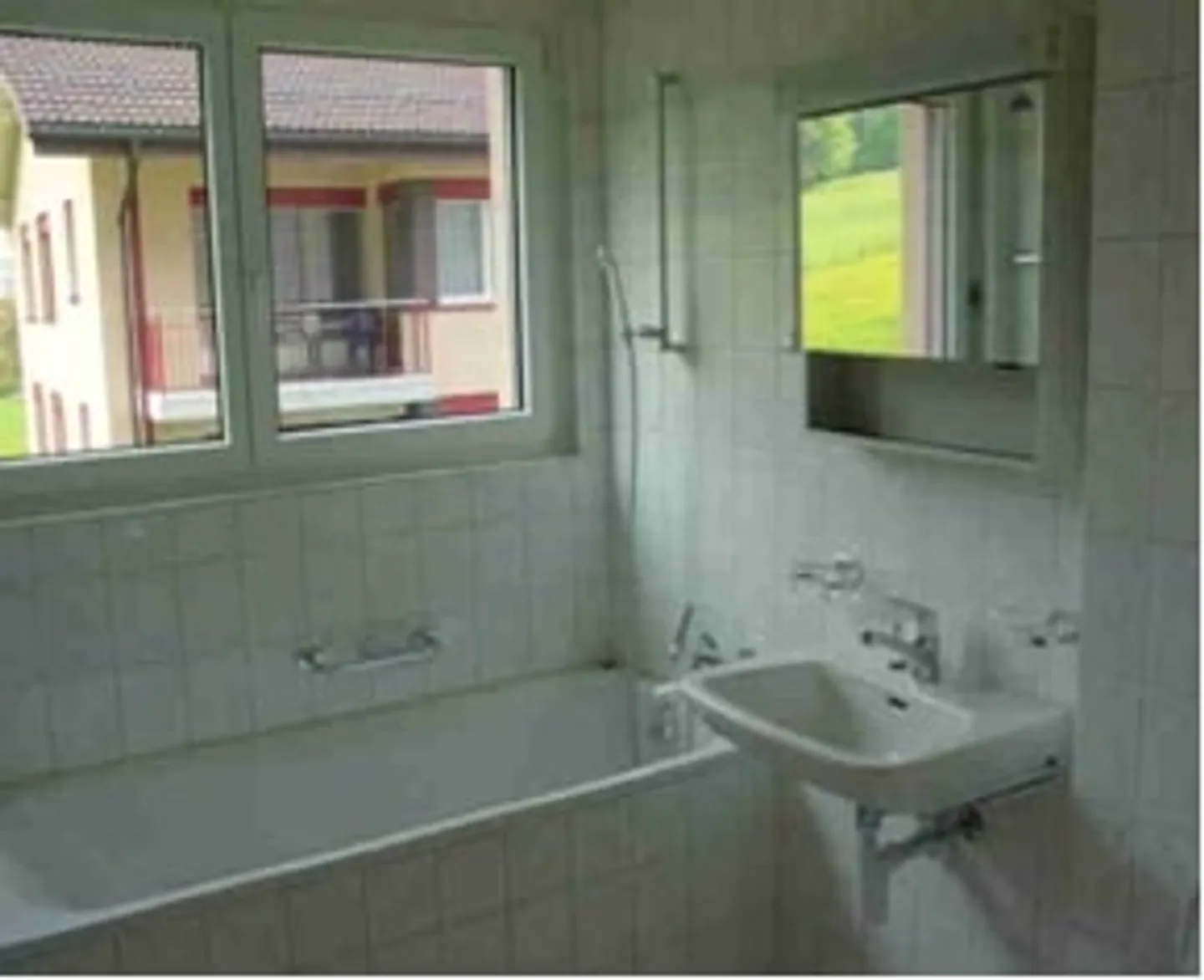 Schöne 3.5-Zimmerwohnung an ruhiger Lage zu vermieten - Foto 6 von 7