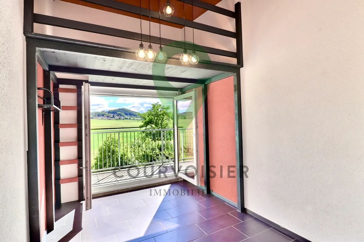 Family villa with garden, terrace and beautiful view - available immediately - Photo 5 of 10