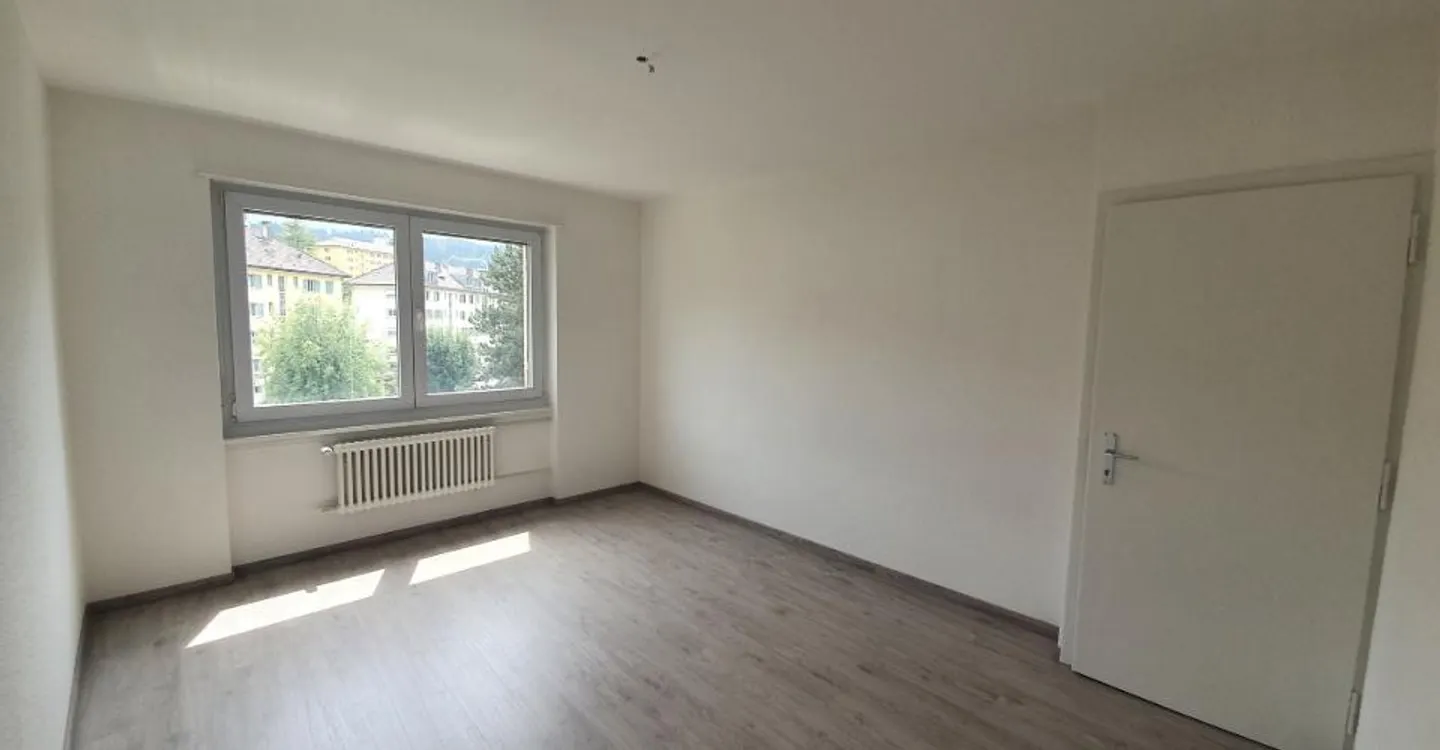 Helle 3,5-Zimmer-Wohnung mit Balkon - Foto 6 von 9