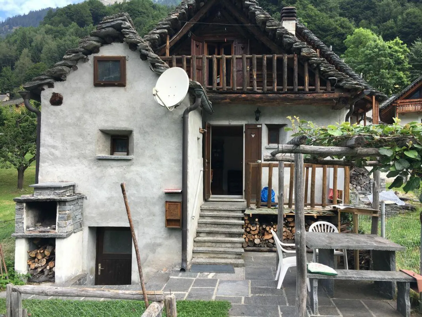 Rustico con giardino - Foto 2 di 15