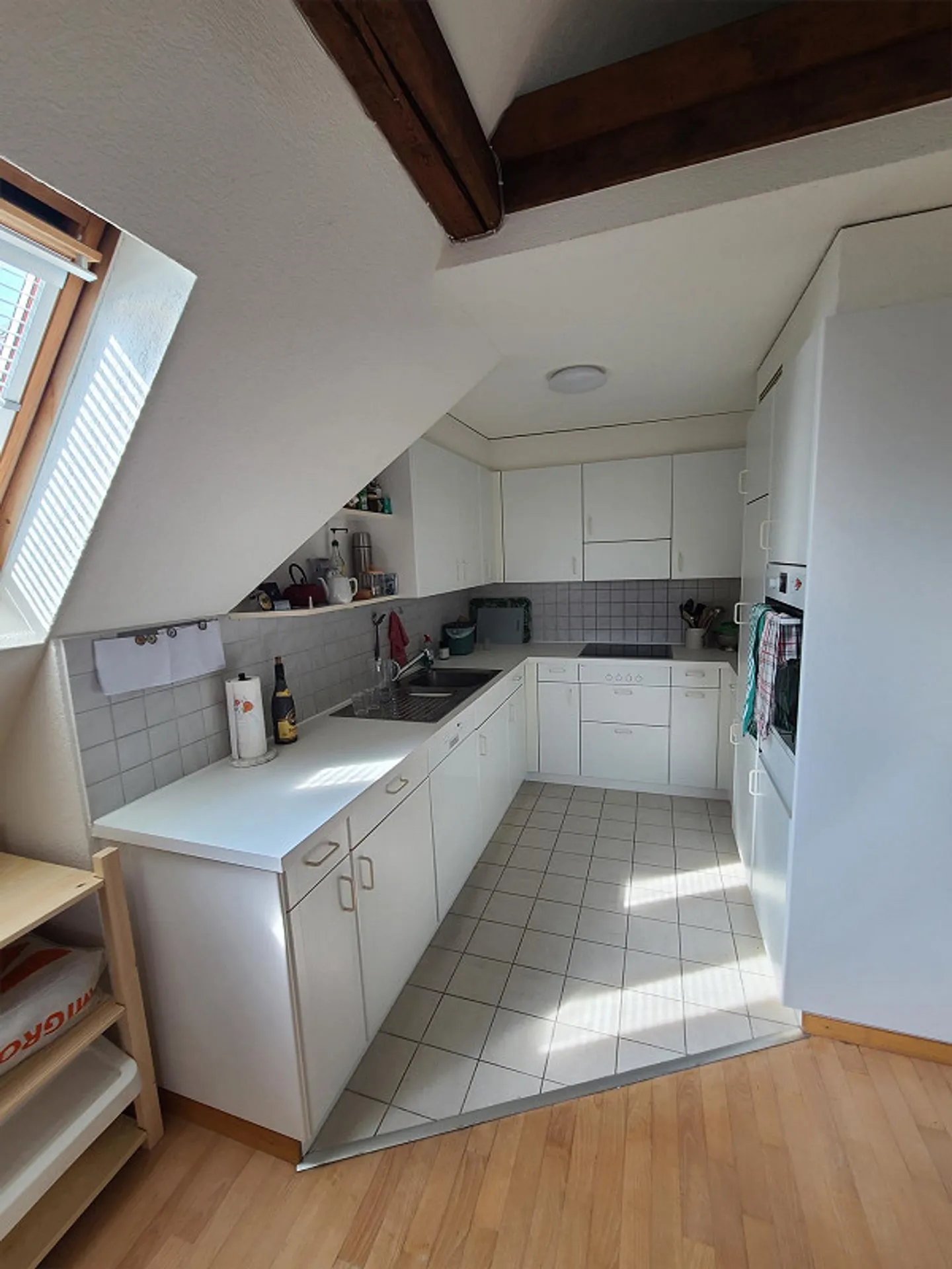 Spacious, special penthouse in an old city villa - Photo 7 of 13