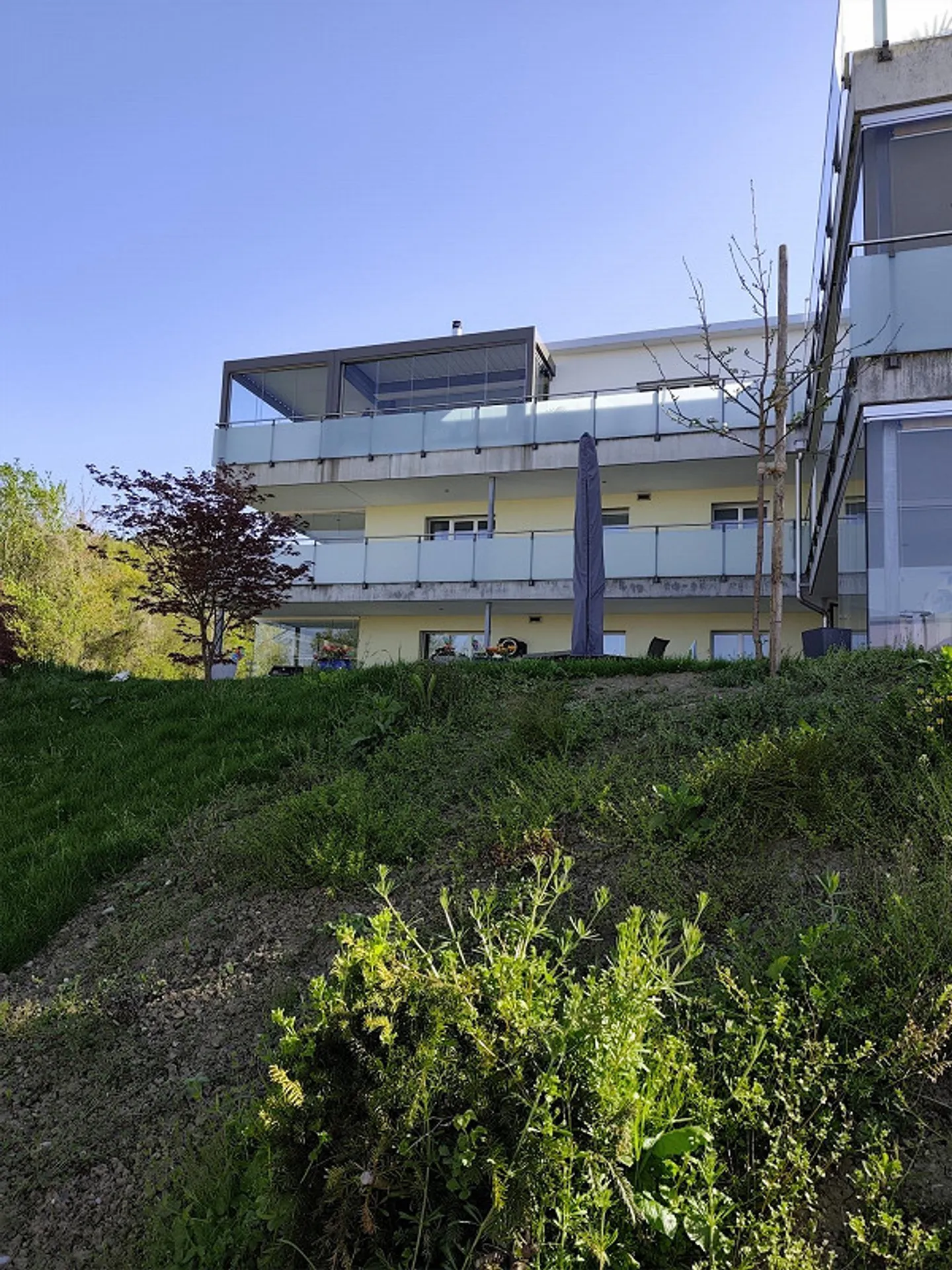 Geräumige Wohnung mit Aussicht - Foto 1 von 11