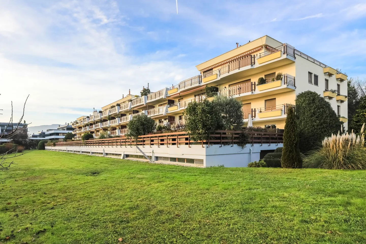 Magnifico appartamento in prima linea sul lago - Foto 10 di 13