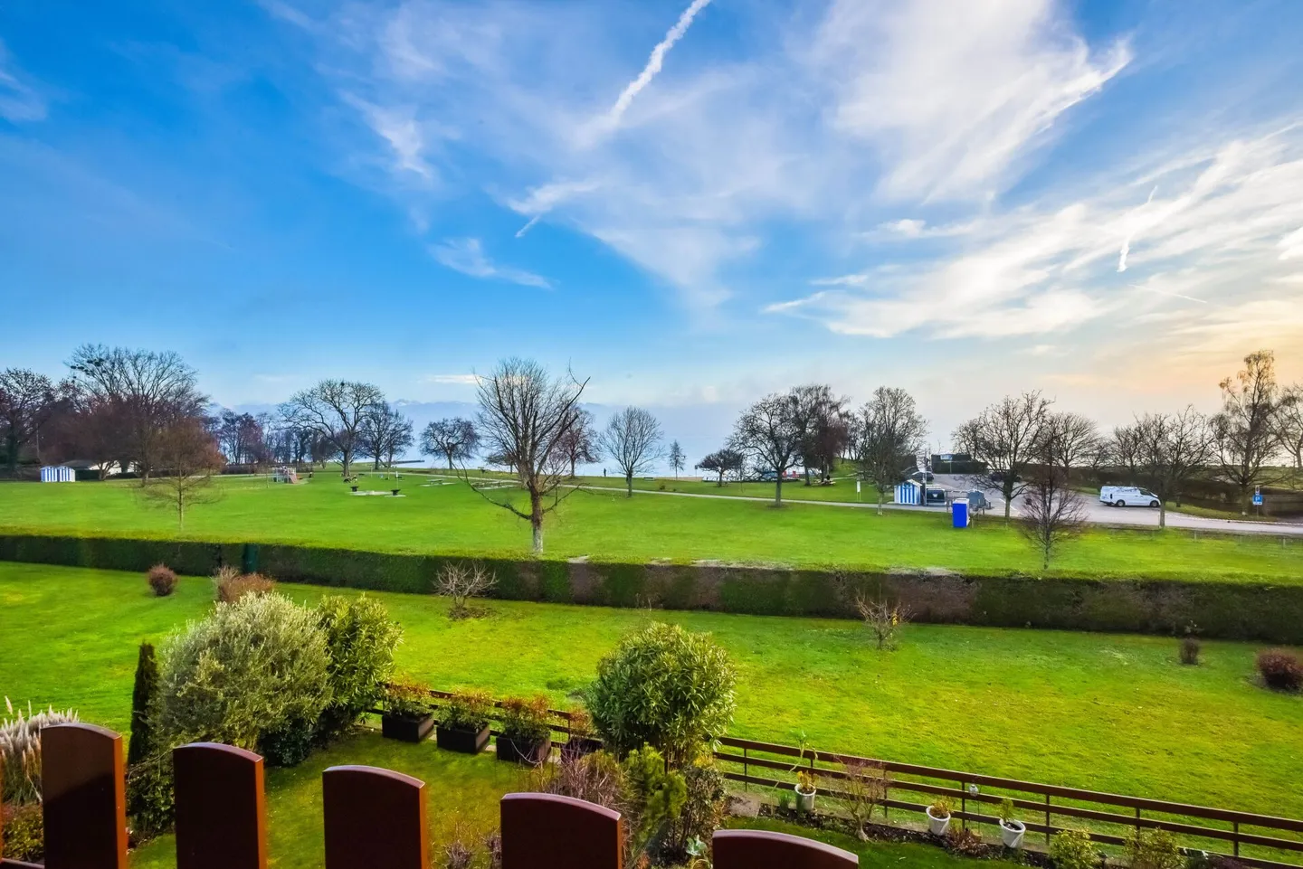 Magnifico appartamento in prima linea sul lago - Foto 11 di 13