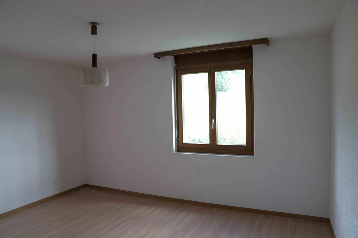 Appartamento 4,5 locali al 1° piano con balcone + 2 posti auto - Foto 5 di 31