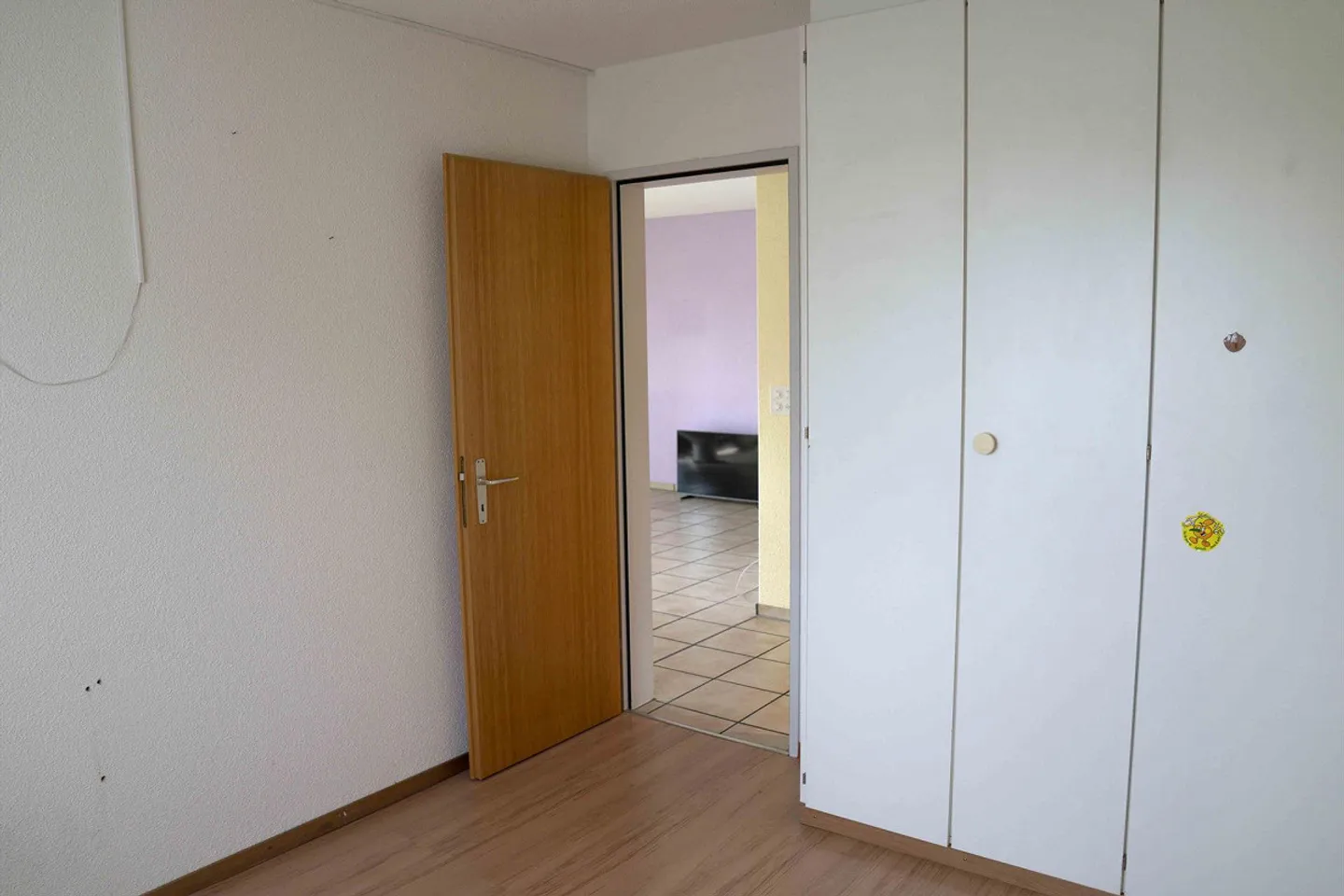 Appartamento 4,5 locali al 1° piano con balcone + 2 posti auto - Foto 14 di 31