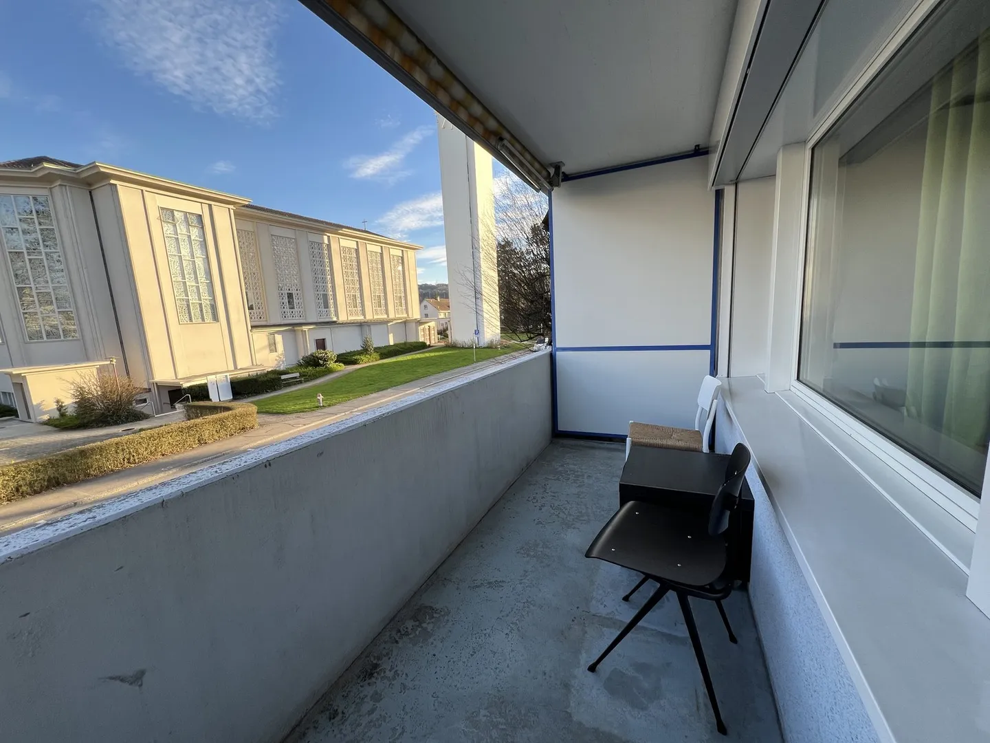 🌟 Bellissimo appartamento completamente arredato di 2,5 stanze nella zona 121 di Dübendorf - Foto 10 di 11