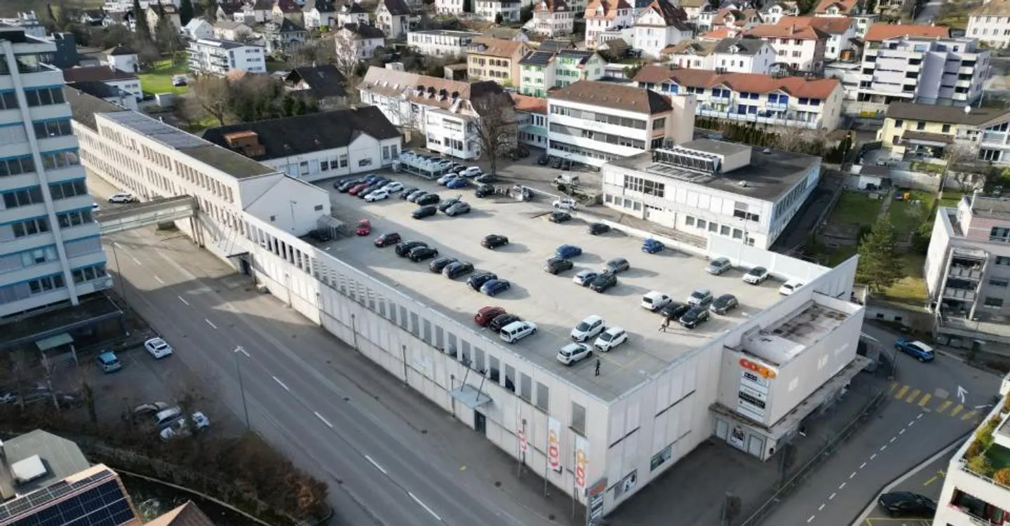 Il tuo futuro spazio commerciale a Moutier - Foto 1 di 6