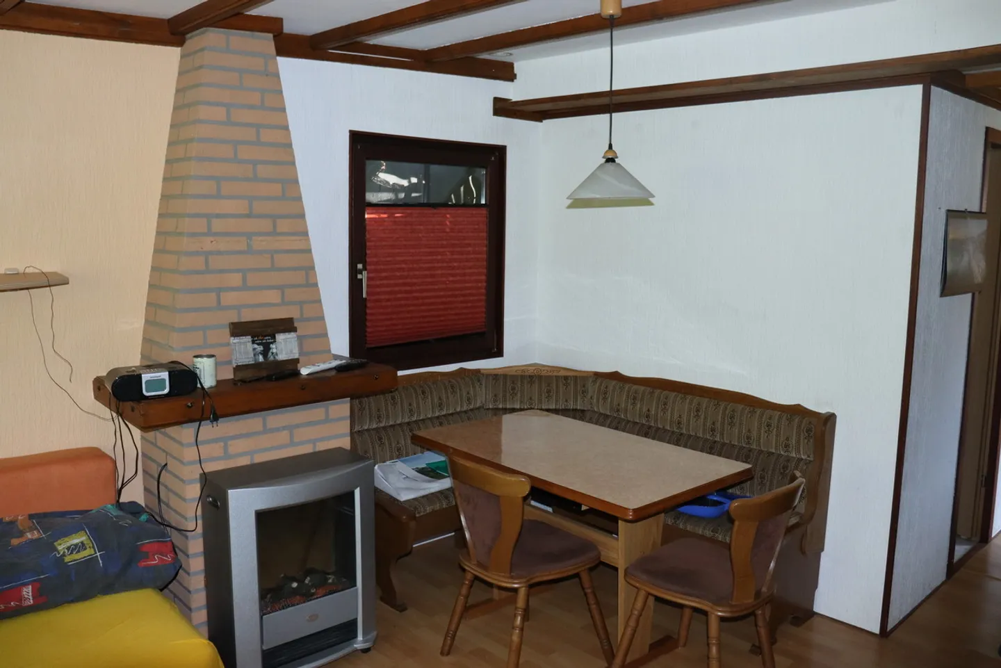 Charmantes Chalet in Raron - Foto 2 von 7