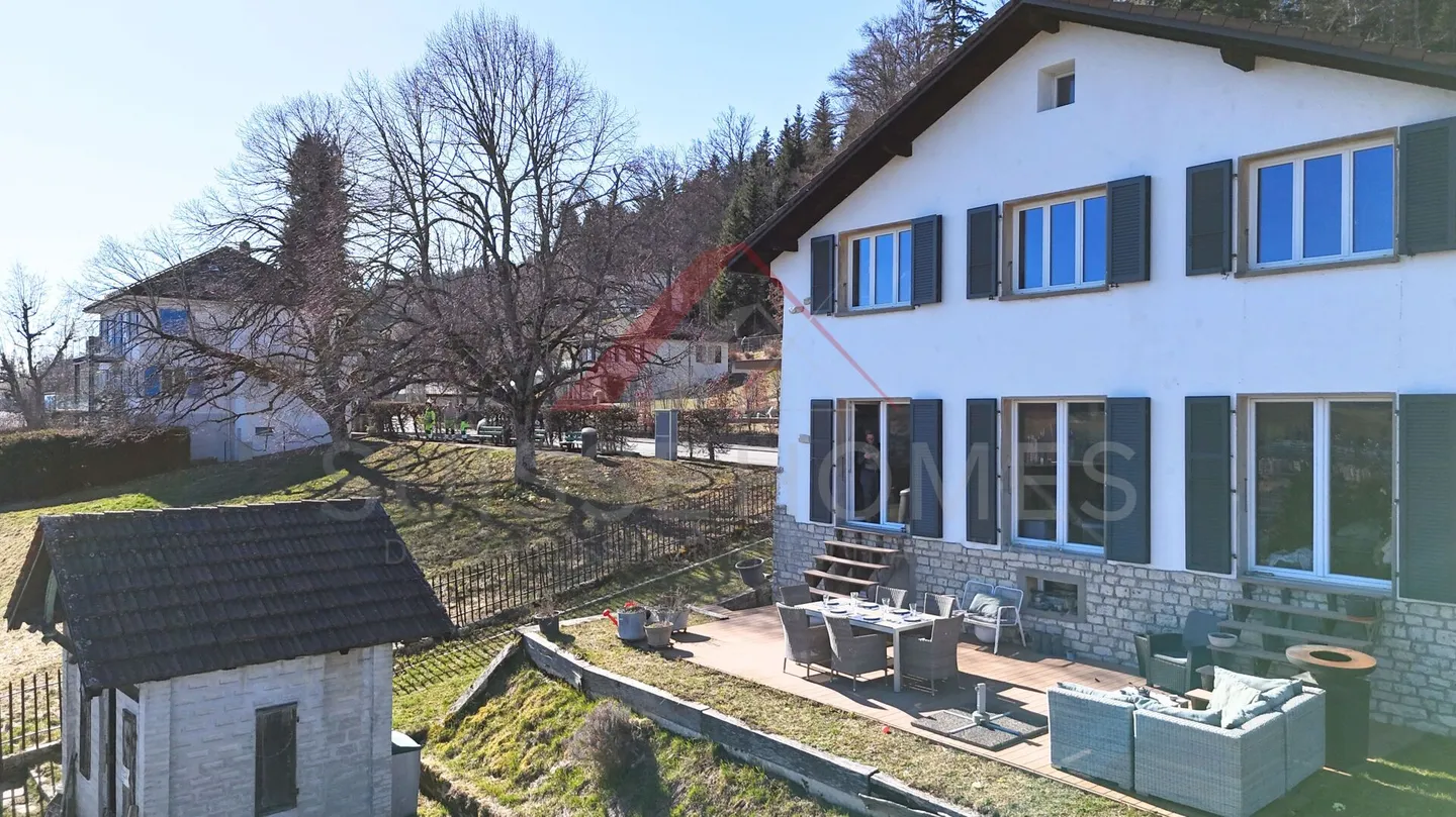 Casa ristrutturata immersa nella luce a La Chaux-de-Fonds - 160 m², 6,5 stanze, vista - Foto 10 di 10