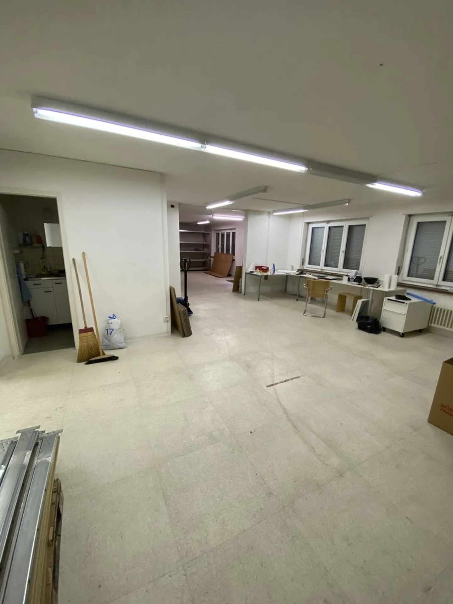Attractive commercial space - limited until 31.03.2029 - Photo 2 of 9