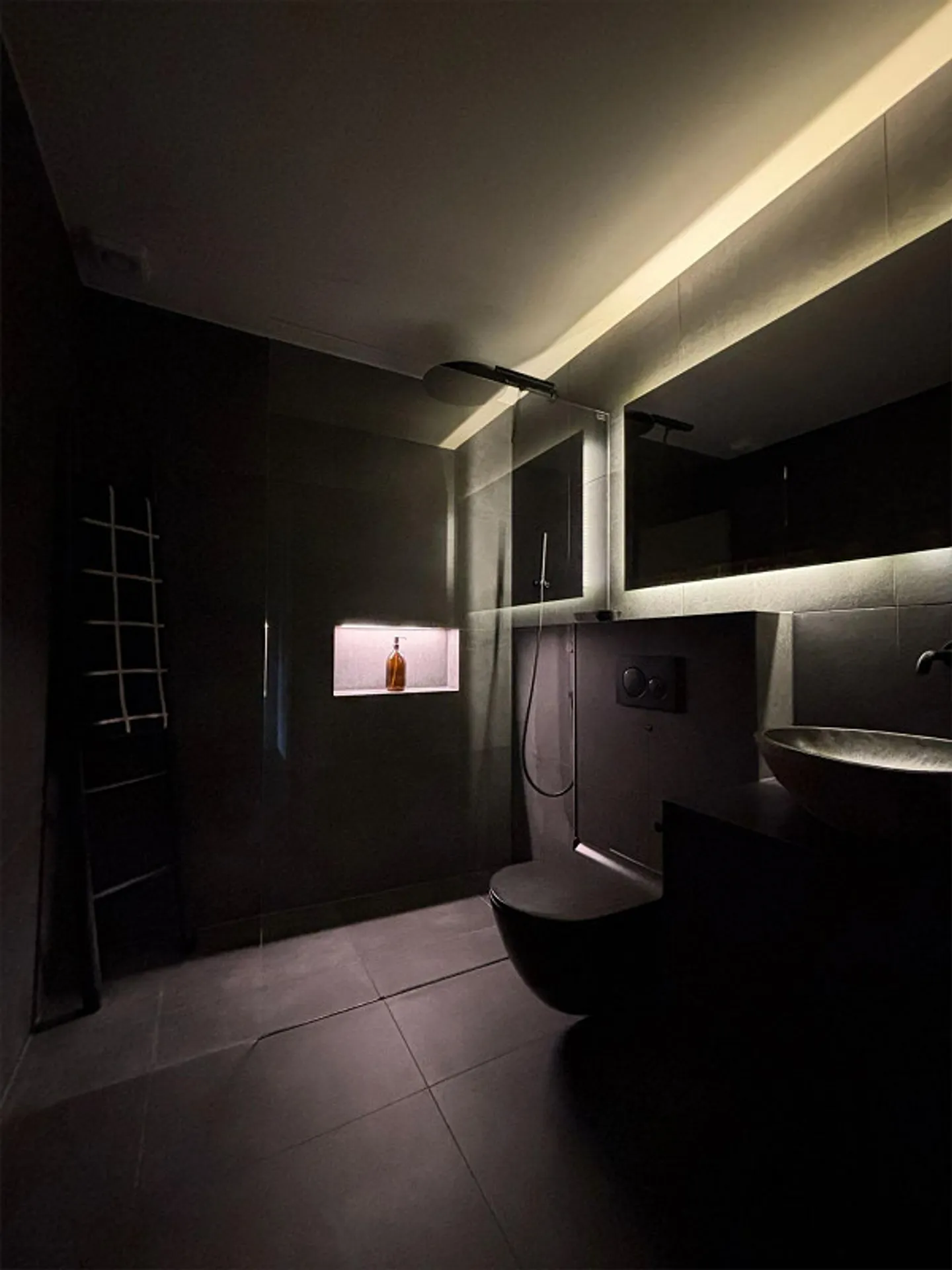 6.5-Room Single-Family House with Panoramic View and Sun Exposure - Photo 10 of 13