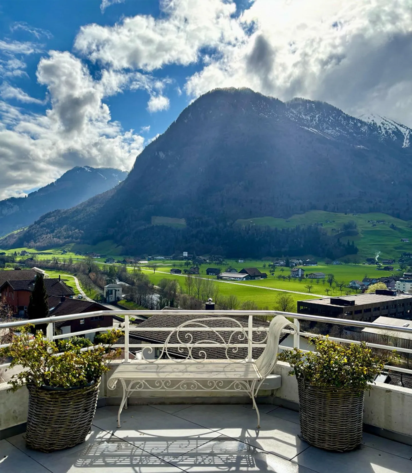 6.5-Room Single-Family House with Panoramic View and Sun Exposure - Photo 13 of 13