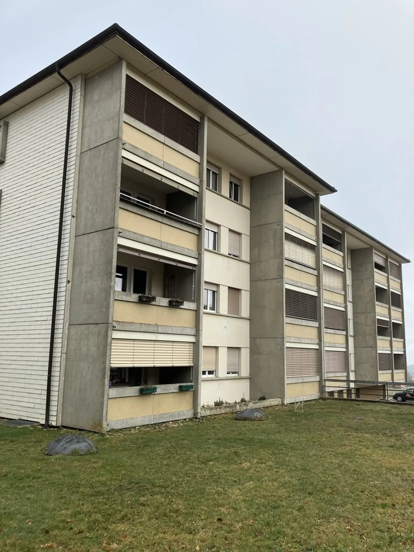 POSTO AUTO IN AFFITTO IN GARAGE COLLETTIVO - Foto 1 di 1