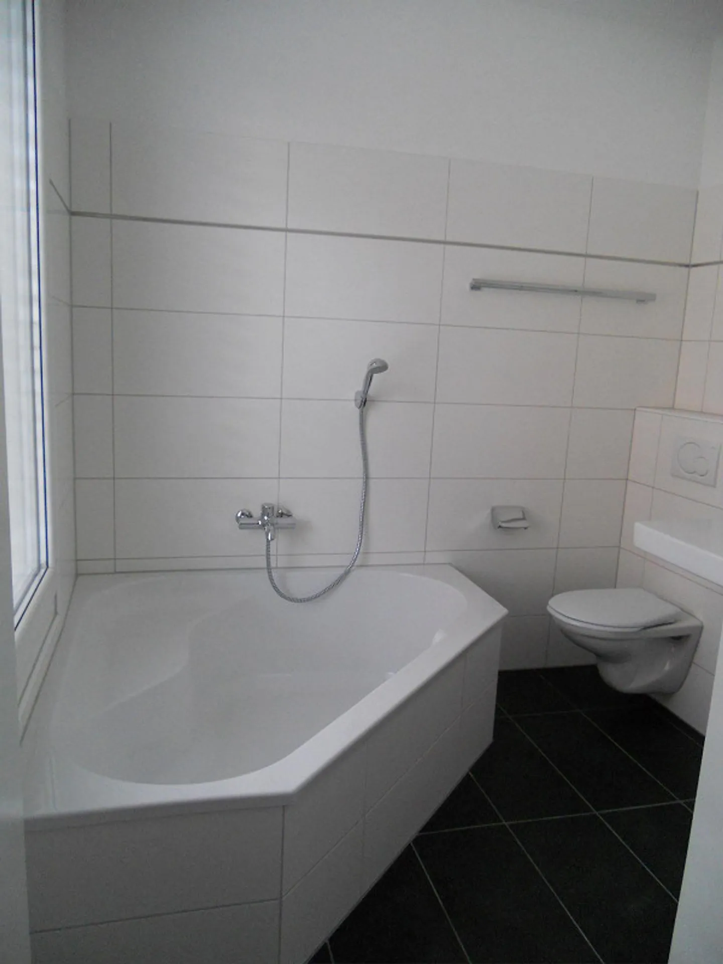Exklusive Wohnung an ruhiger Lage! - Foto 6 von 10