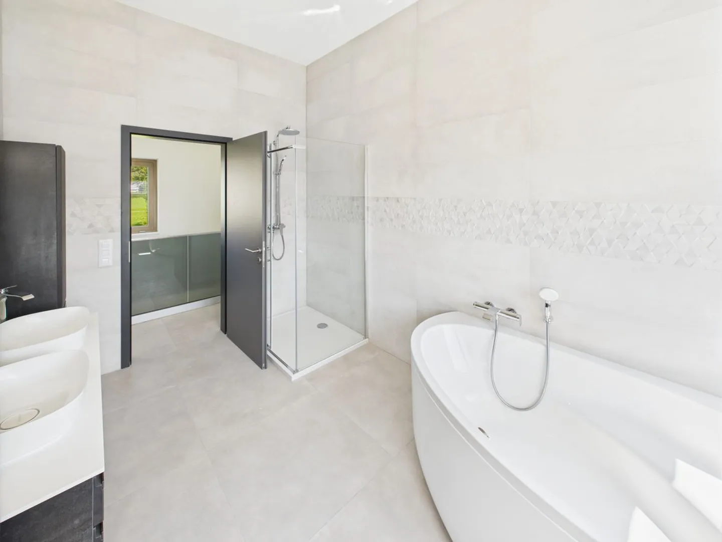 New individual villa - Excellent energy performance - Photo 12 of 13