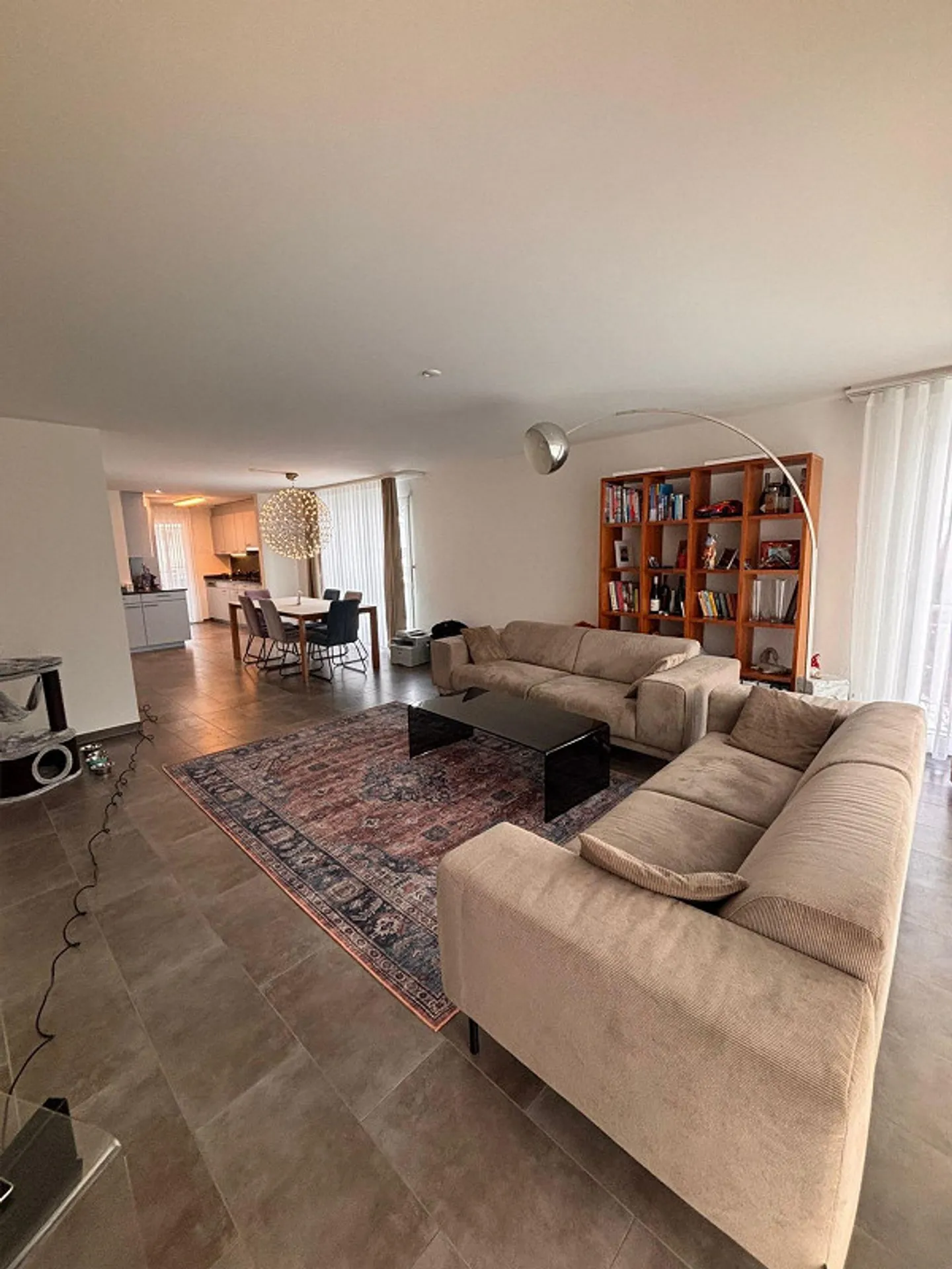 4.5 Zimmerwohnung in Wilen b. Wollerau - Foto 4 von 9