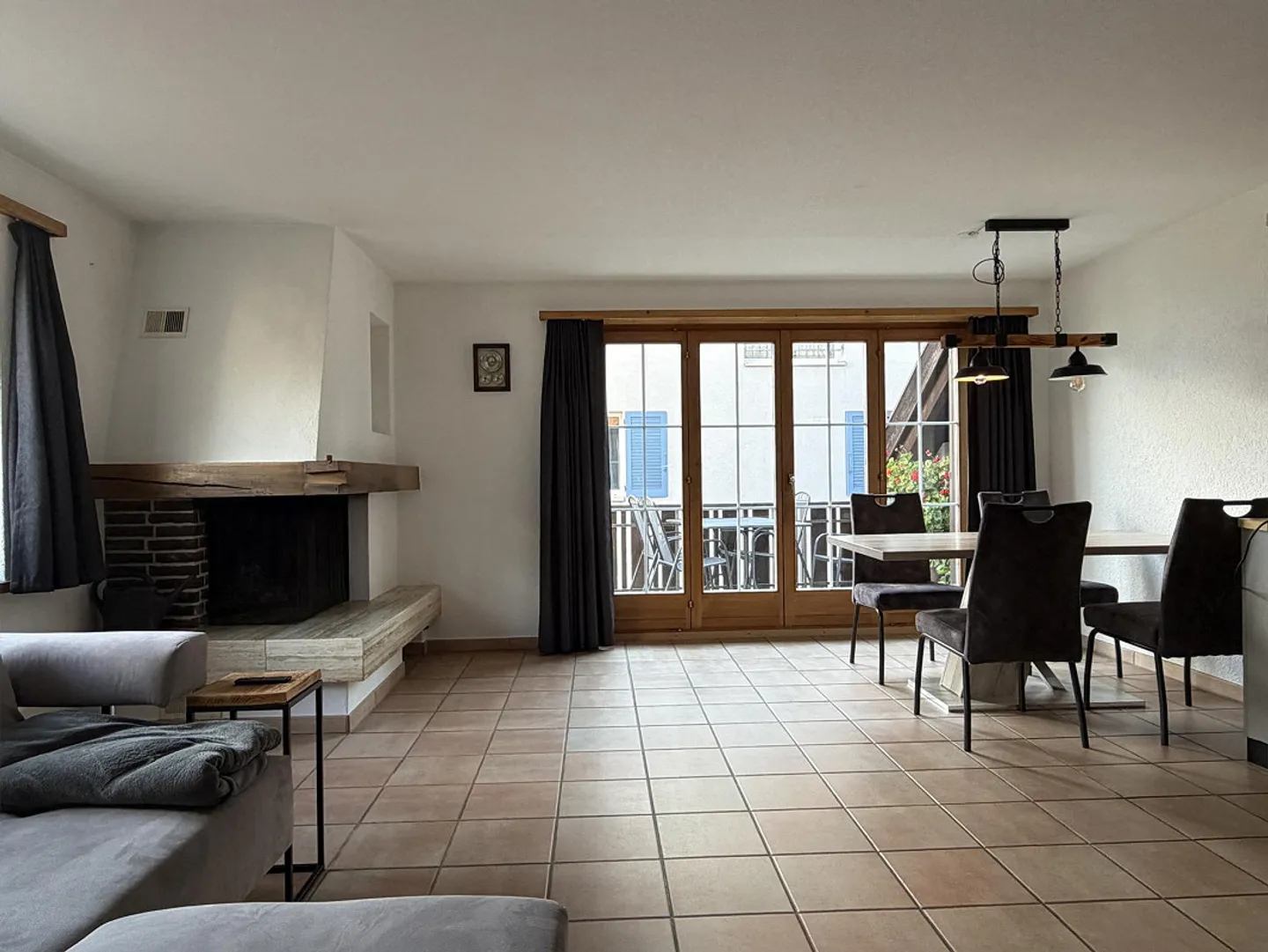 Grosszügige Wohnung mit zwei Balkonen - Foto 6 von 22