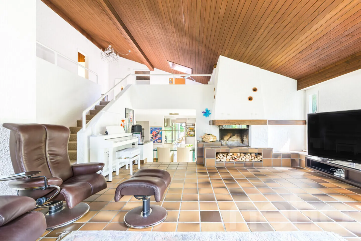 Esclusiva casa unifamiliare a Grabs con piscina naturale e vista in posizione privilegiata - Foto 4 di 13
