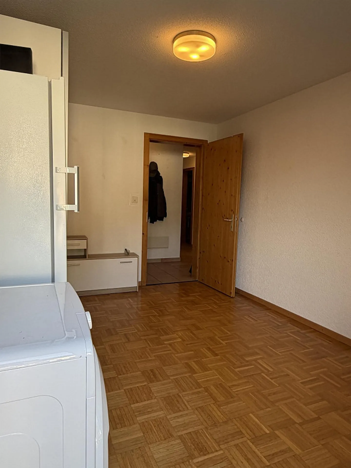 Grosszügige Wohnung mit zwei Balkonen - Foto 16 von 22
