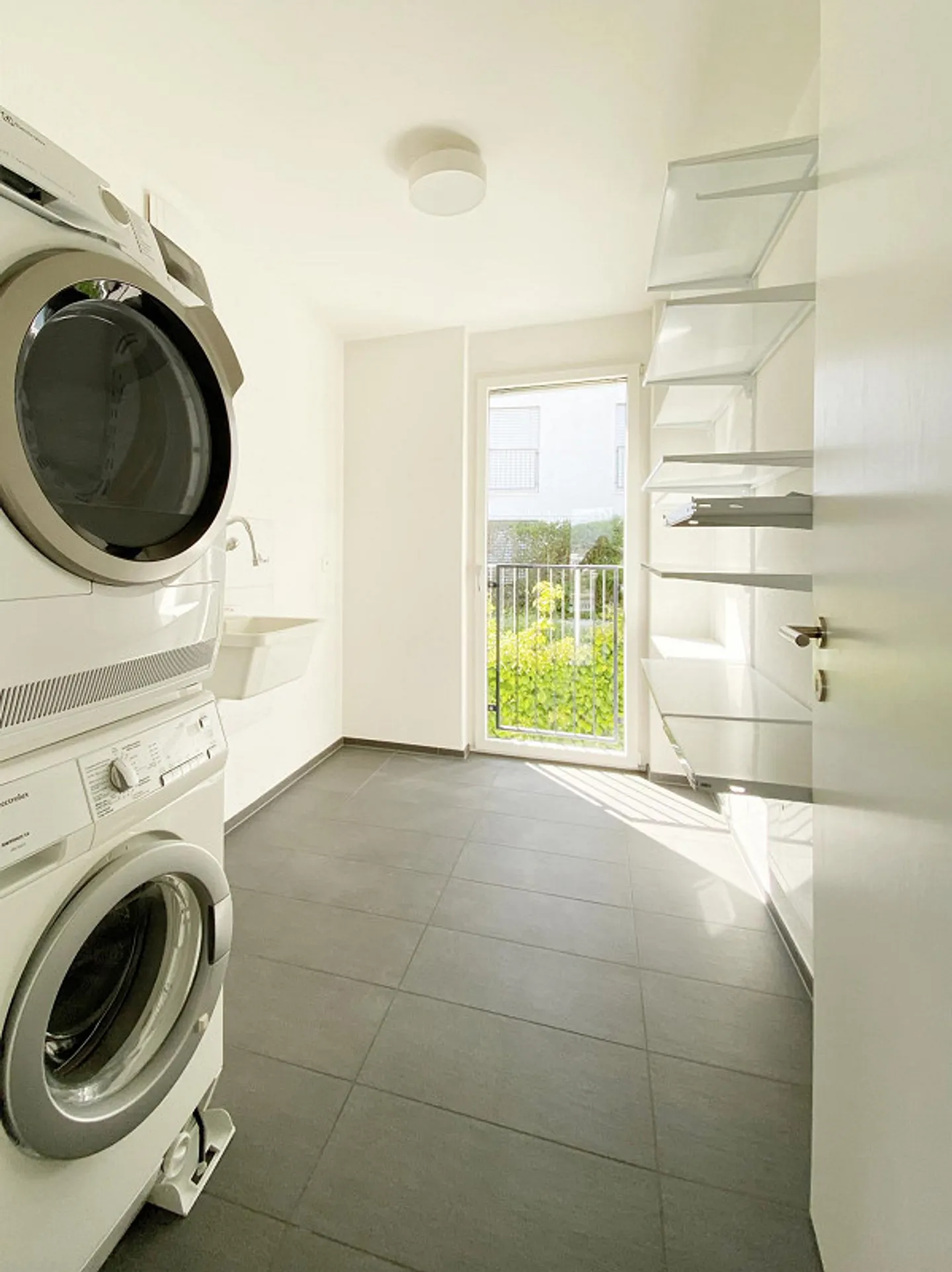 Appartement 4,5 pièces avec vue - Photo 9 sur 9